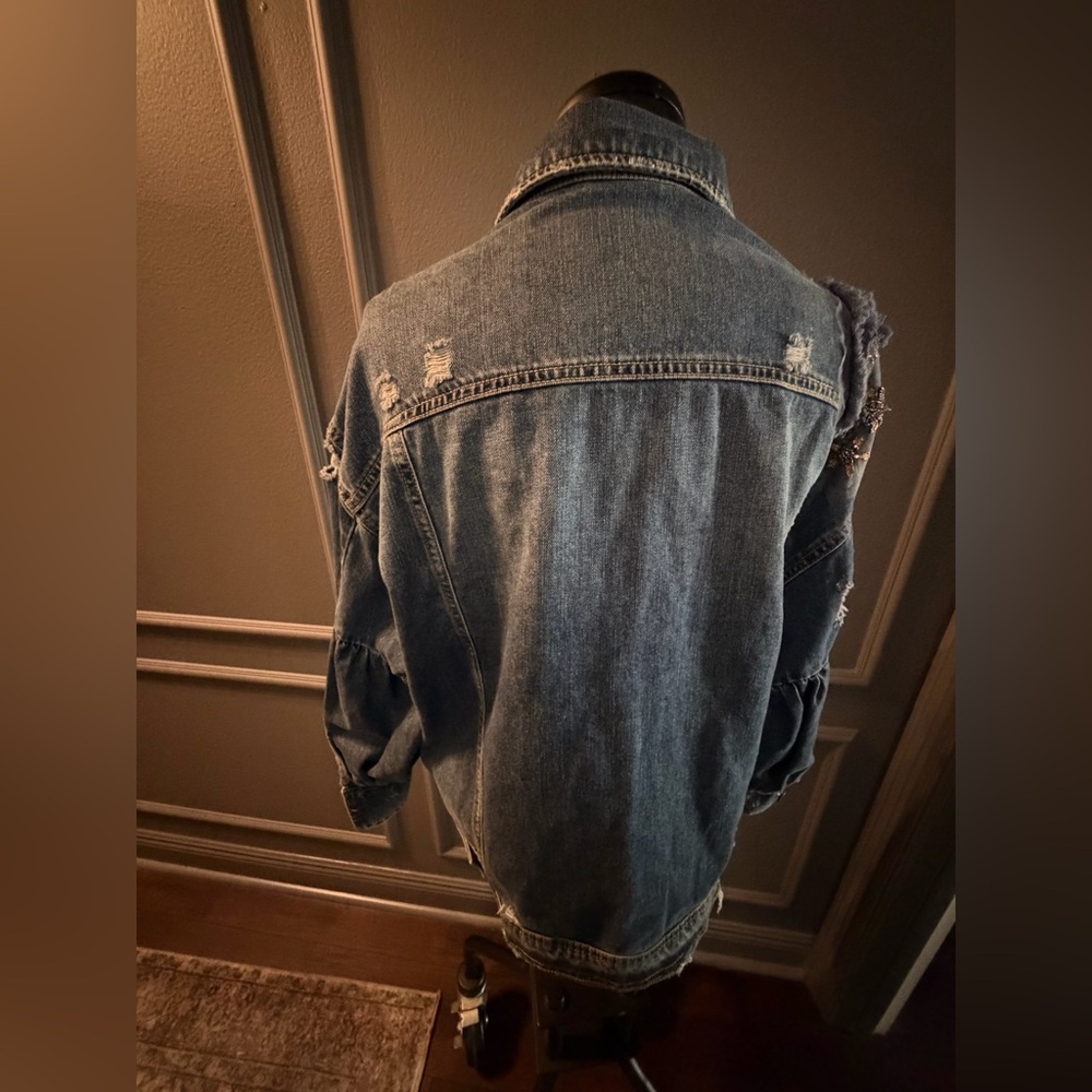 Zara Denim Jacket - Picture 10 of 15